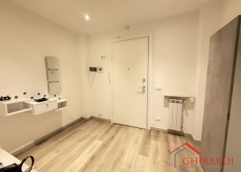 1.1 INGRESSO.jpg - Appartamento VIA SANT'ELIA  41, Genova (zona Sestri Ponente) - foto 2