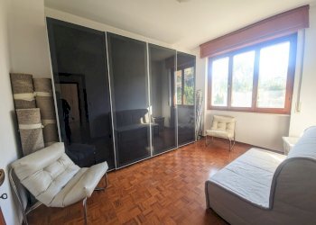 11-seconda camera.jpg - Trilocale Via Padre Semeria  522, Sanremo - foto 12