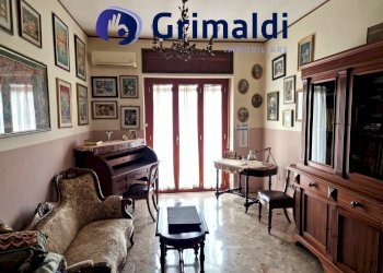 20260115_122620.jpg - Quadrilocale Viale Privato Farnese 41, Napoli (zona Colli Aminei) - foto 14