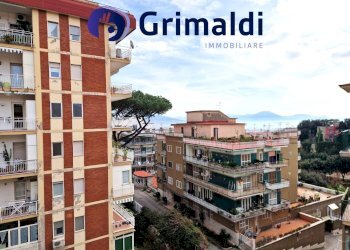 20260115_123318.jpg - Quadrilocale Viale Privato Farnese 41, Napoli (zona Colli Aminei) - foto 15