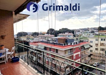 20260115_122548.jpg - Quadrilocale Viale Privato Farnese 41, Napoli (zona Colli Aminei) - foto 17