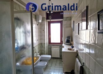 20260115_123112.jpg - Quadrilocale Viale Privato Farnese 41, Napoli (zona Colli Aminei) - foto 26