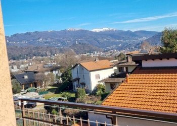 1.jpg - Trilocale Grandate - foto 21