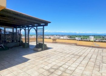 20250721_123358~2.jpg - Attico Via Gaudenzio Ferrari 19, Vercelli - foto 12