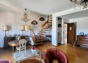 20250721_122954~4.jpg - Attico Via Gaudenzio Ferrari 19, Vercelli - foto 23