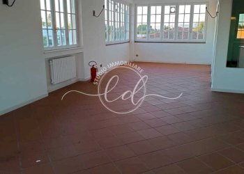 PHOTO-2025-12-17-06-40-55.jpg - Porzione di casa Camaiore - foto 16