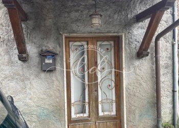 PHOTO-2025-12-11-14-29-56.jpg - Casa semi indipendente Camaiore - foto 1