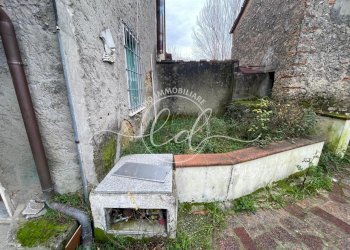 PHOTO-2025-12-11-14-29-59 2.jpg - Casa semi indipendente Camaiore - foto 3