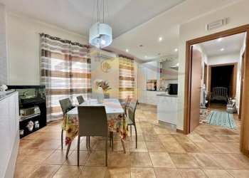 364e16e4-2951-4b0b-acd3-e19800c57f13.jpg - Three-room apartment Via Verona, Melilli - photo 11