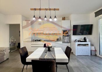 0fe2514f-8a66-4ada-81d9-26eadb8fff0f.jpeg - Quadrilocale Viale Edoardo Garrone, Siracusa - foto 4