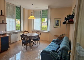 20250511_080542.jpg - Trilocale Via Aurelia 84, San Bartolomeo al Mare - foto 1