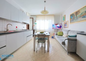 cucina - Quadrilocale Via Salinella 5, Taranto - foto 5