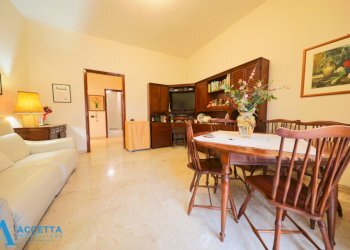 camera da letto - Trilocale Viale Magna Grecia 104, Taranto - foto 13