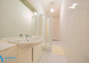 bagno - Trilocale Viale Magna Grecia 104, Taranto - foto 25