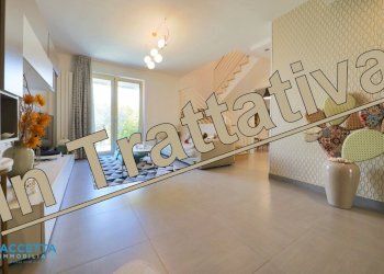 Trattativa - Villa Via Fior di Zenzero 2, Taranto - foto 1