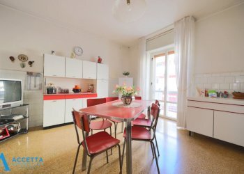 cucina - Trilocale Via Elio 56, Taranto - foto 7