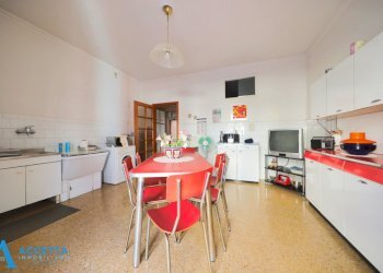 cucina - Trilocale Via Elio 56, Taranto - foto 10