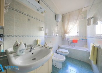 bagno - Trilocale Via Elio 56, Taranto - foto 20