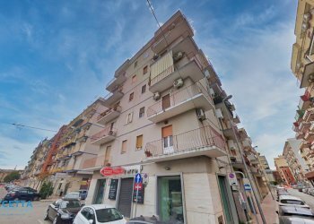 facciata - Trilocale Via Elio 56, Taranto - foto 25