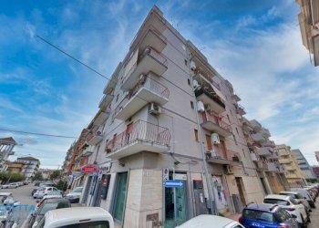 facciata - Trilocale Via Elio 56, Taranto - foto 26