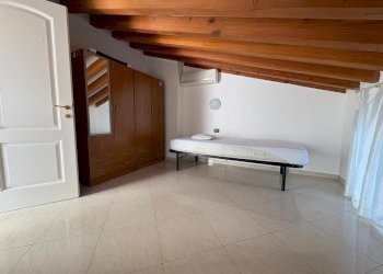 WhatsApp Image 2026-01-12 at 00.35.23 (6).jpeg - Appartamento Via Fontanella 19, La Spezia - foto 19