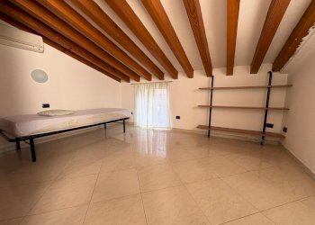 WhatsApp Image 2026-01-12 at 00.35.23 (5).jpeg - Appartamento Via Fontanella 19, La Spezia - foto 20