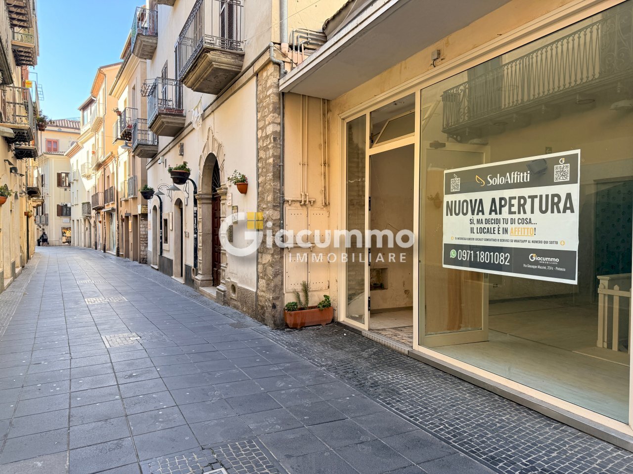loc-viapre2.jpg - Commercial Premises Via Pretoria 43, Potenza - photo 2