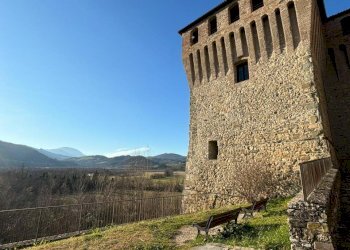 WhatsApp Image 2025-01-14 at 15.32.12 (1).jpeg - Appartamento Varano de' Melegari - foto 5