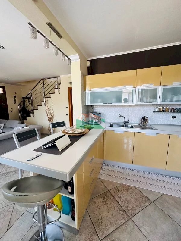 CUCINA - Villa VIA DELLA VIGNA, Ravenna (zona Ponte Nuovo) - foto 2