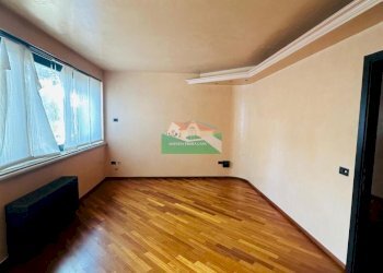 PHOTO-2025-11-13-11-18-19.jpg - Ufficio DESTRO CANALE MOLINETTO, Ravenna - foto 5