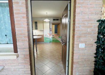 PHOTO-2025-10-23-10-49-54.jpg - Bilocale via polesine cervia, Ravenna - foto 6