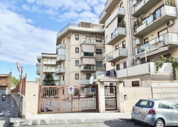 2.jpeg - Trilocale Via Acquedotto Greco  248, Catania - foto 4