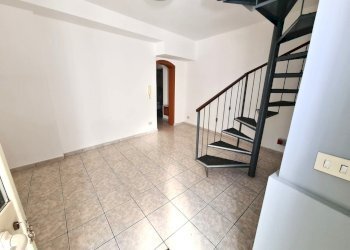 1.jpeg - Villa Via De Caro 26, Catania - foto 1