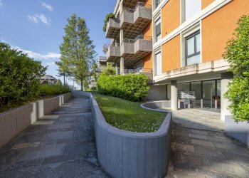 11.jpg - Three-room apartment Via Giovanni Goria 6000, Parma (neighborhood San Lazzaro) - photo 2