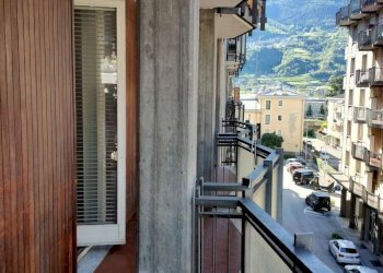 Bilocale Via Festaz 73, Aosta - foto 1