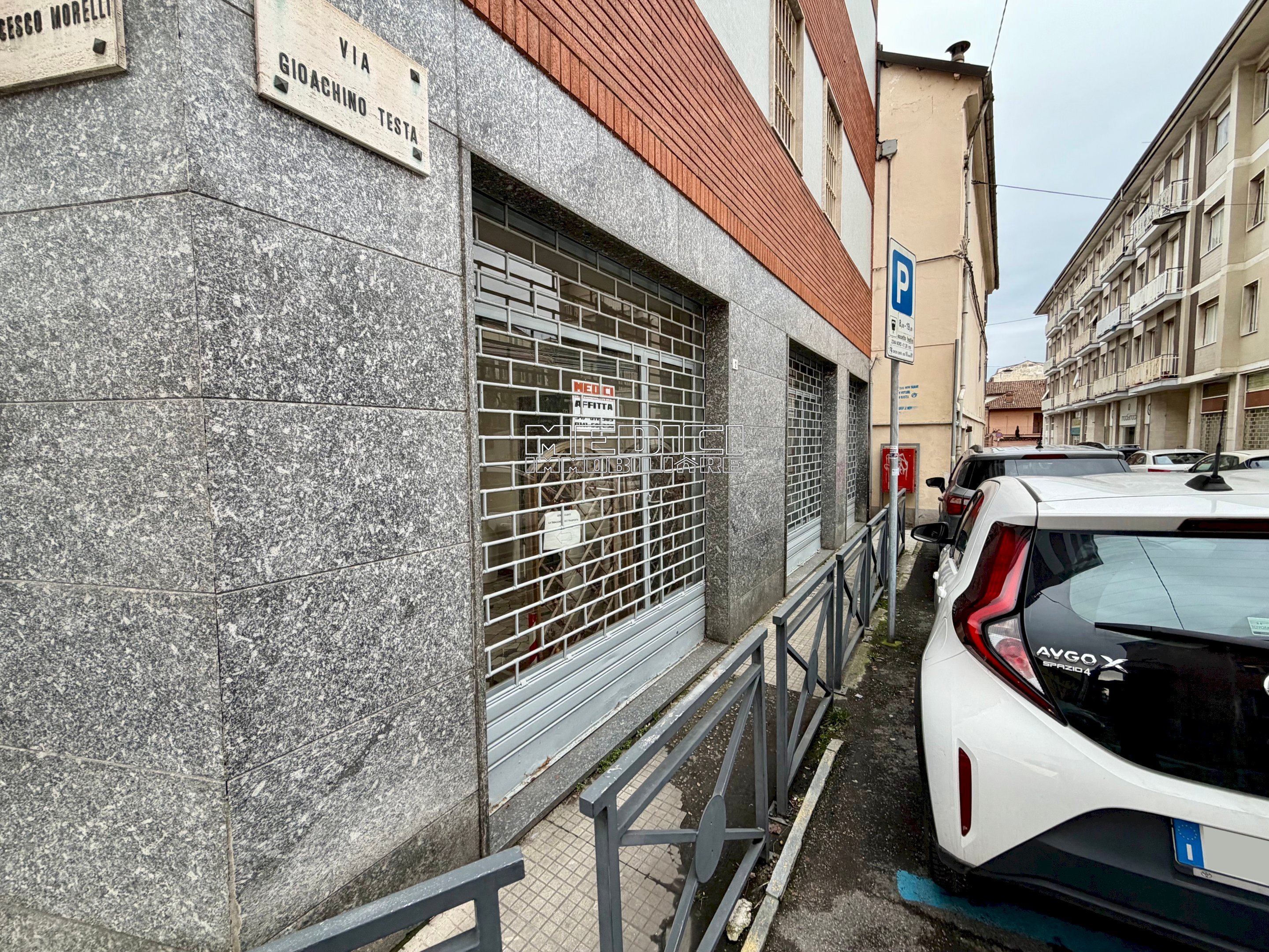 Facciata - Shop via Francesco Morelli, 34, Asti - photo 3