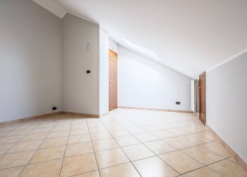 Bilocale Torino (zona Santa Rita) - foto 23