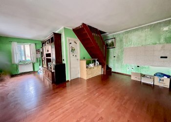 Casa indipendente Genova (zona Pontedecimo) - foto 1