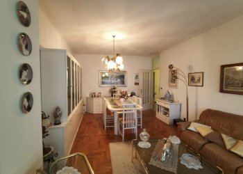 Quadrilocale Piazza Zerbion, Saint-Vincent - foto 2