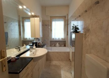 Quadrilocale Piazza Zerbion, Saint-Vincent - foto 7