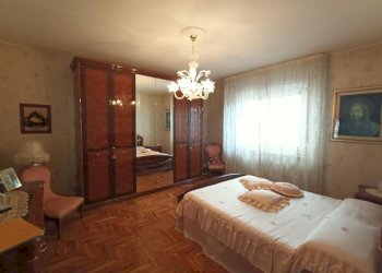 Quadrilocale Piazza Zerbion, Saint-Vincent - foto 9