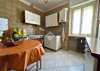 Quadrilocale Via C. Colombo, Santhià - foto 2