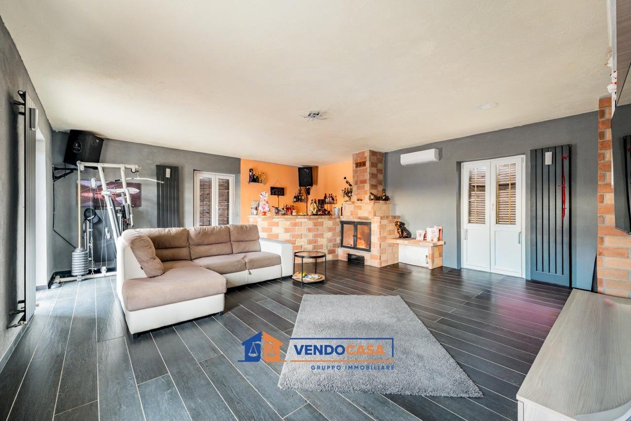 Independent house Villafalletto - photo 1