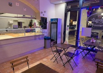 Commercial Premises Santarcangelo di Romagna, RN, Santarcangelo di Romagna - photo 2