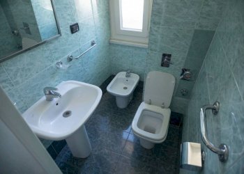 Trilocale Torino (zona Crocetta) - foto 13