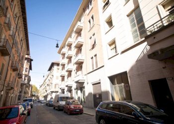 Trilocale Torino (zona Crocetta) - foto 36