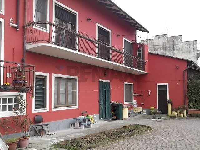 Casa semi indipendente via Michelangelo Buonarroti, 3 
 Crescentino, Crescentino - foto 1