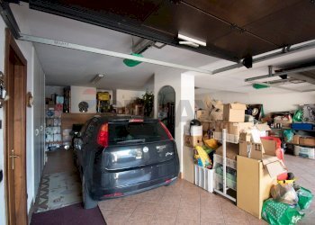 Villa Via Mocenigo, 98 
 Mocenigo, Vestone - foto 68