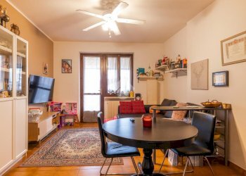 Trilocale Via Vittorio Veneto, Riva presso Chieri - foto 1