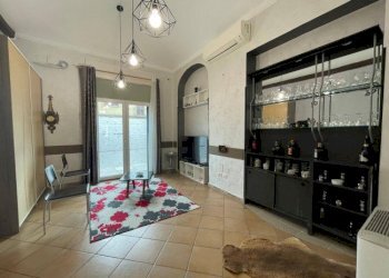 Bilocale Torino (zona Santa Rita) - foto 3